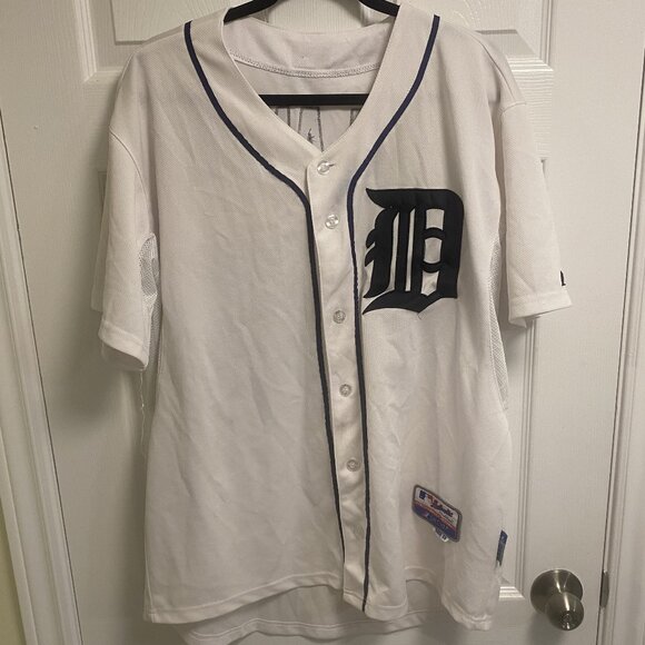 TIGERS JERSEY - Picture 1 of 3
